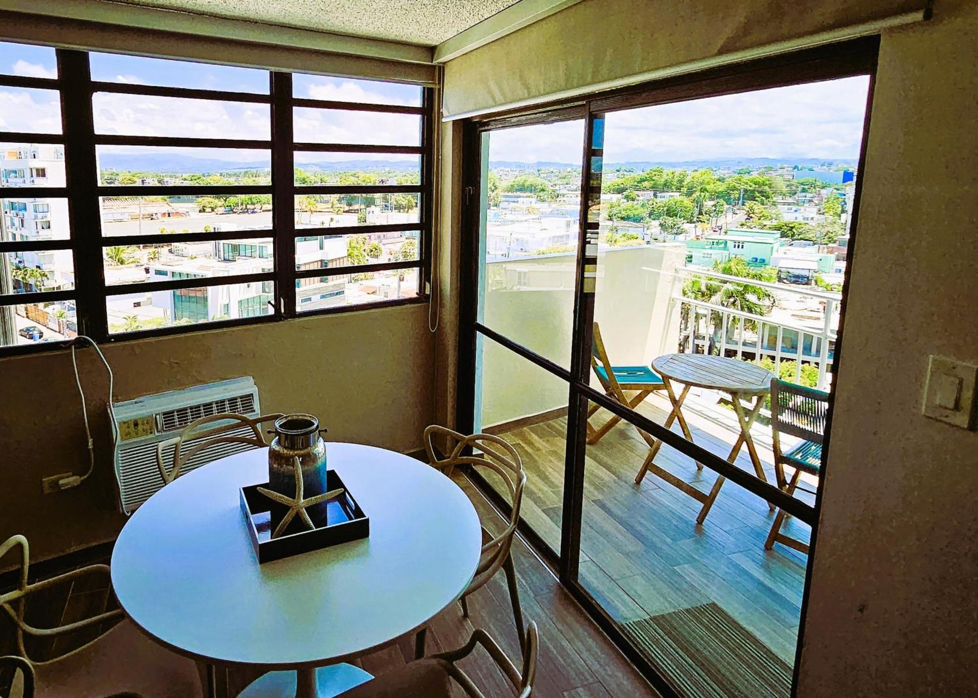 Kasa Starfish By The Sea - 8Th Floor Studio Apt For 2 Balcony Ocean City View ซานฮวน ภายนอก รูปภาพ